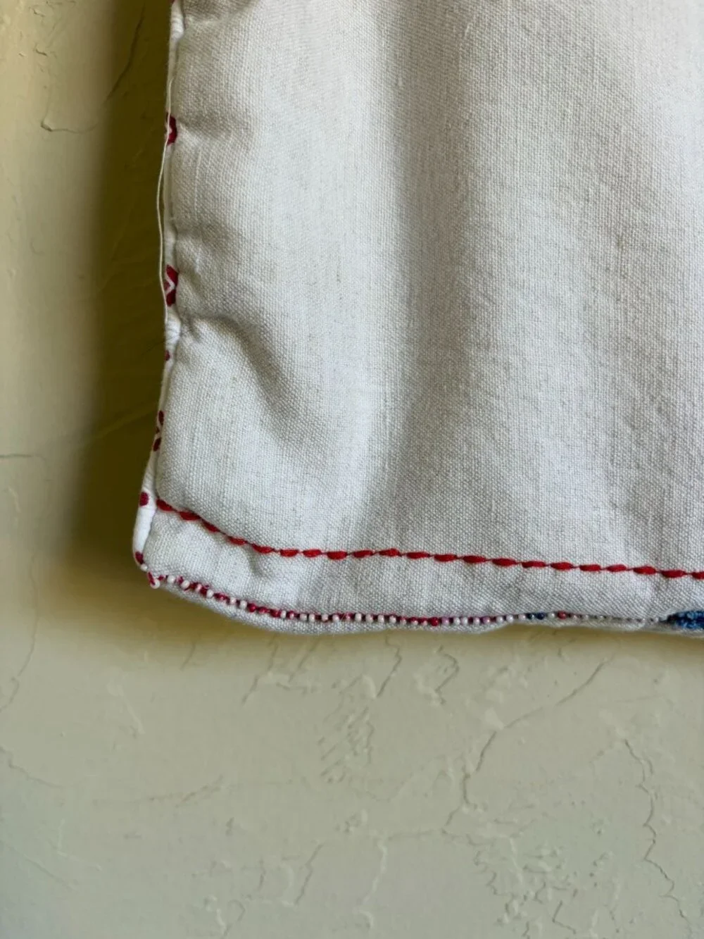 Anthropologie Homebody Embroidered 16